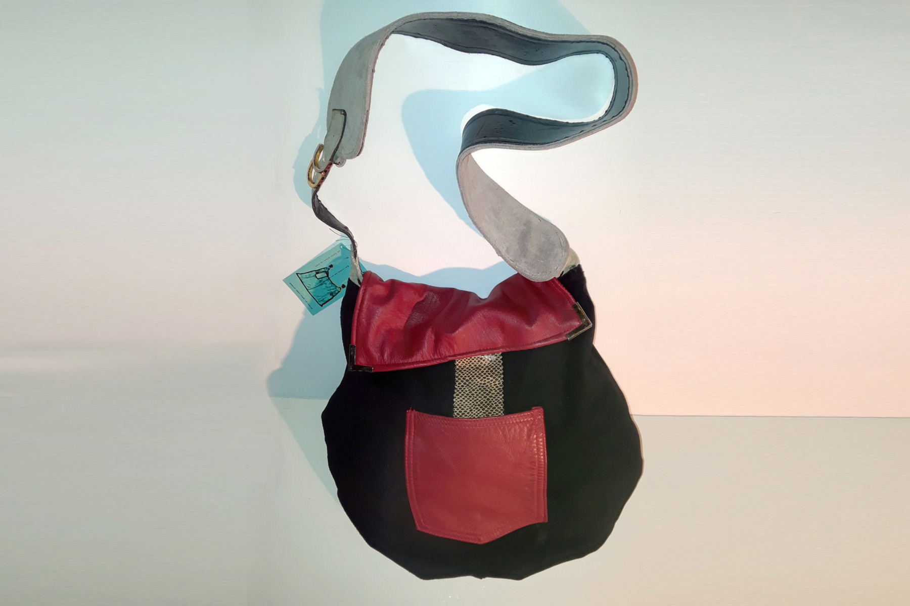 Petit galuchat rouge